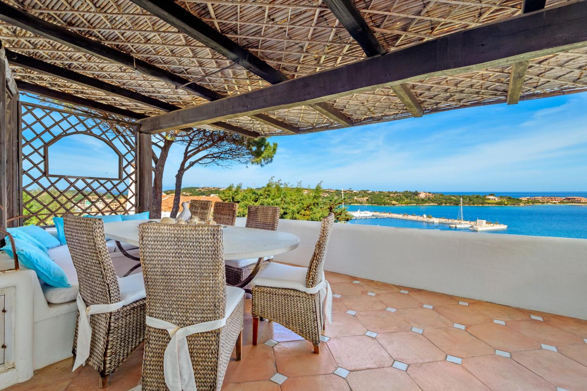 Terrazza Sul Mare A Porto Cervo Villa Екстериор снимка